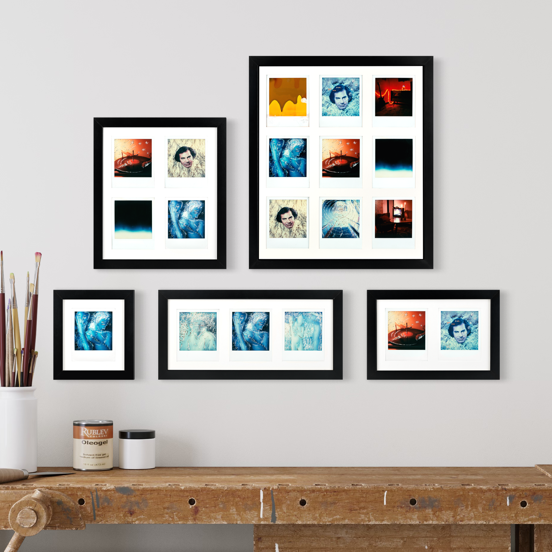 Polaroid picture frame (black/white)