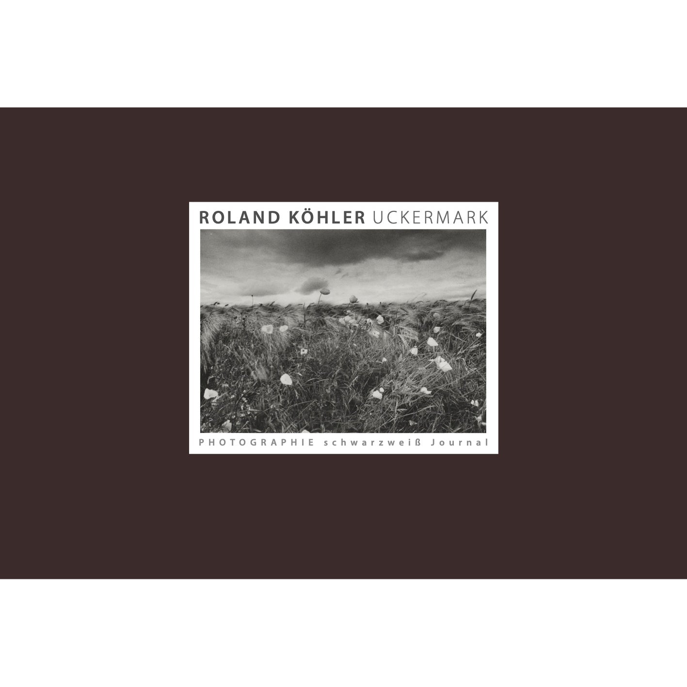 Journaux de la FONDATION PHOTOGRAPHIE noir et blanc 