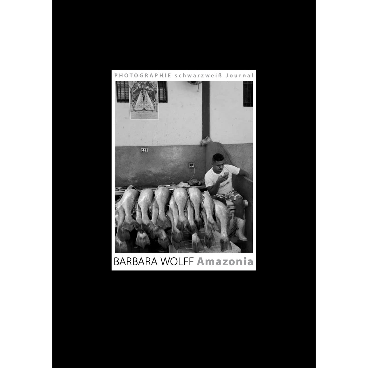 Journaux de la FONDATION PHOTOGRAPHIE noir et blanc 